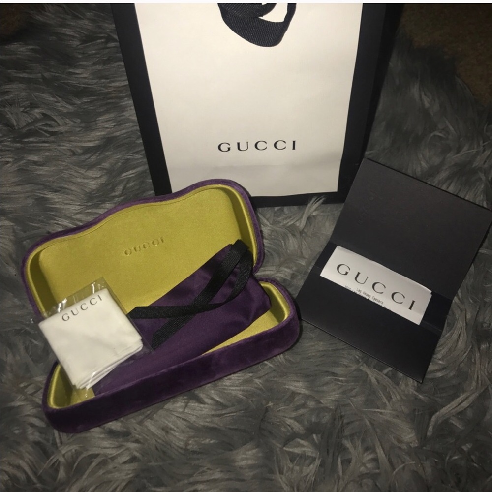 Authentic gucci sunglasses case, gift bag