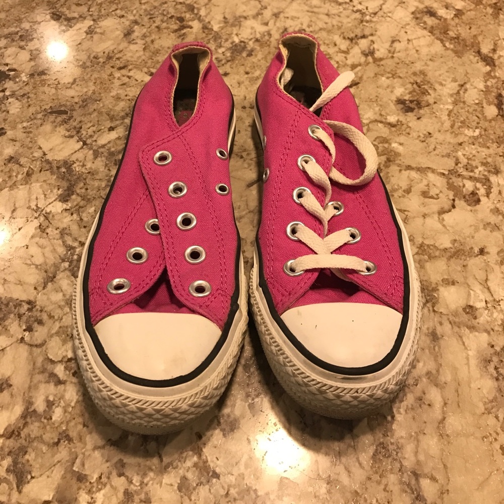 Pink converse