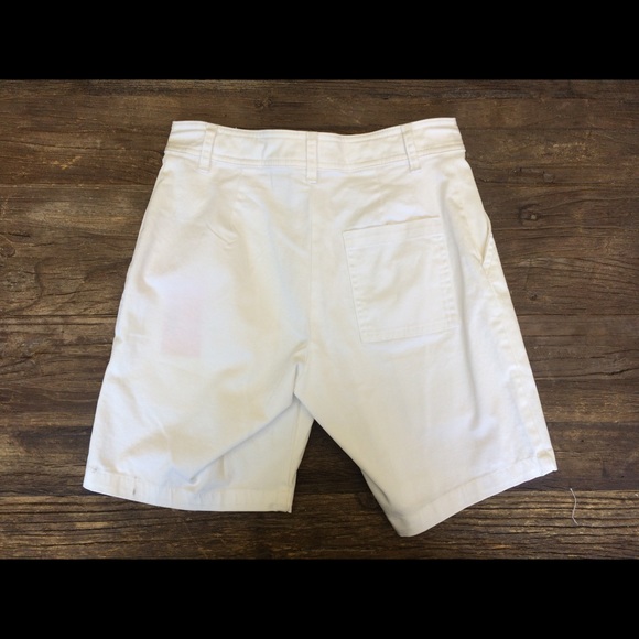 American Apparel Women's White Sateen Shorts - Picture 3 of 4