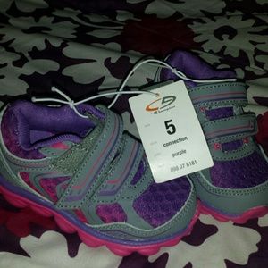 Toddler's size 5 girls shoes