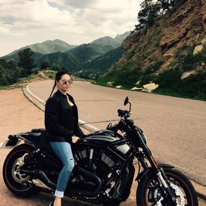 Meet your Posher, Sammiee