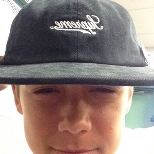 Meet your Posher, Beau