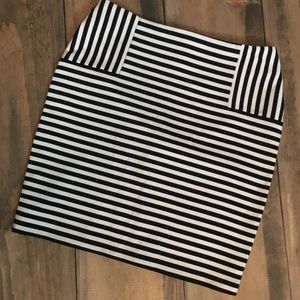 Striped mini skirt