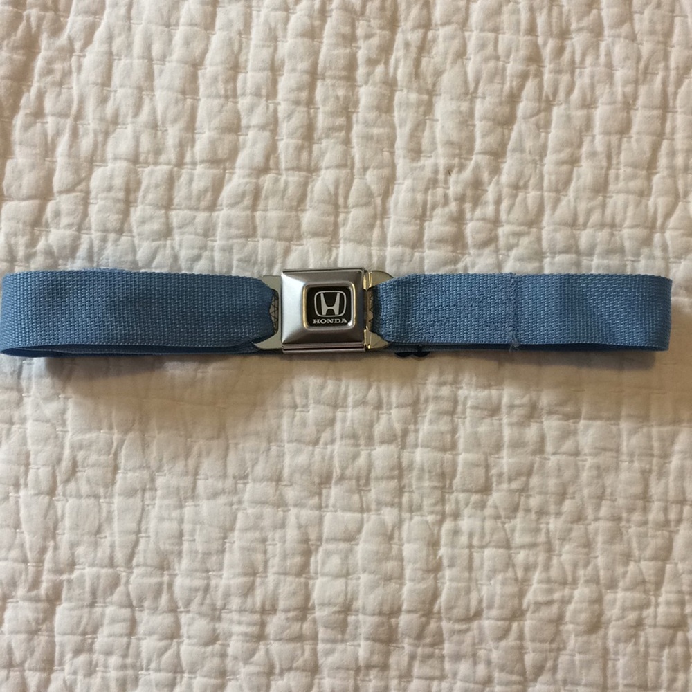 Honda buckle belt