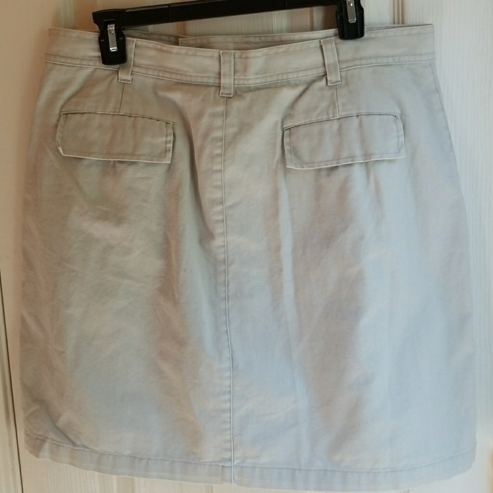 *NWT GLORIA VANDERBILT (GV) SKORT SZ 16