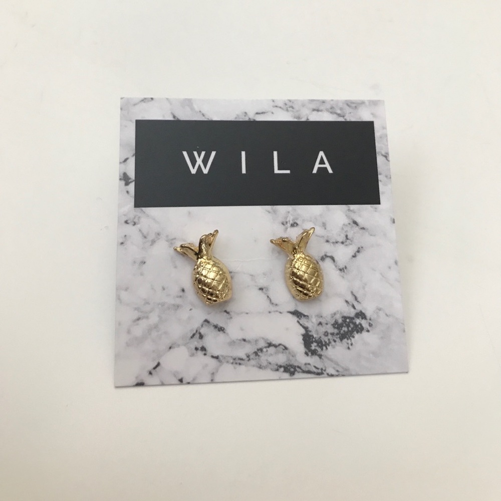 🍍WILA PINEAPPLE EARRINGS 🍍