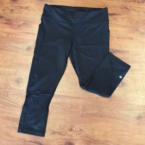Lululemon Crop!
