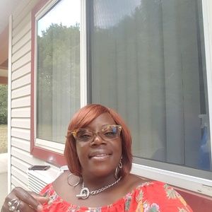 Meet your Posher, Tracey