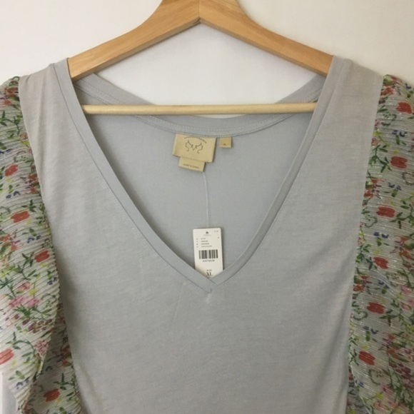 Anthro Flutter Sleeve V-neck Top NEW - Picture 6 of 8