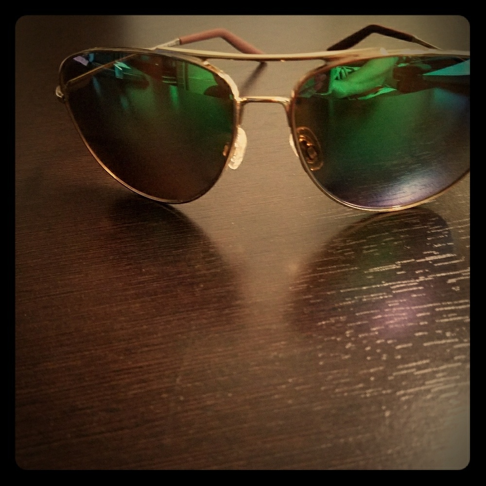 2 DAY SALE 🎈Revo Sunglasses