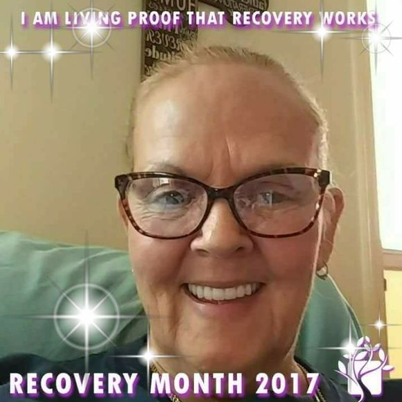 Meet your Posher, Sharon - Picture 1 of 1