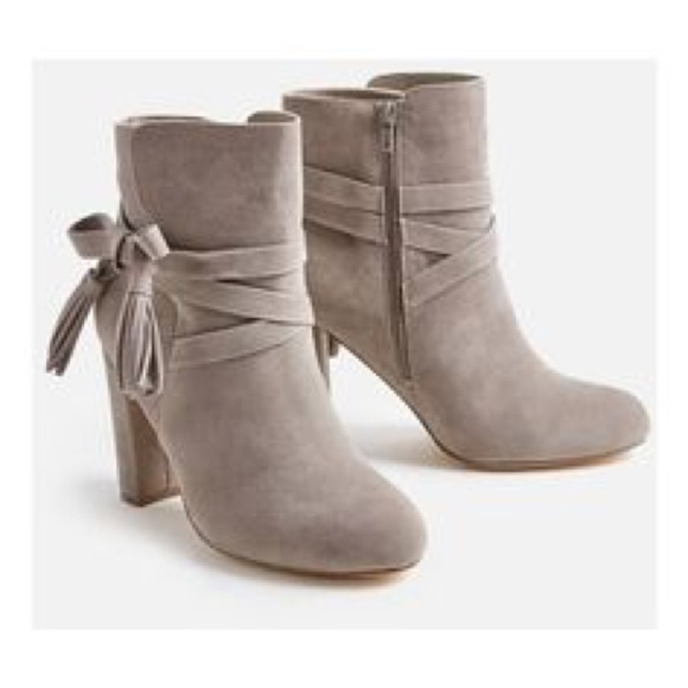 Boots - Picture 2 of 2