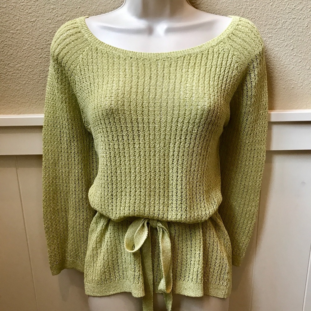 Beautiful mesh Classiques Entier sweater. Sz M