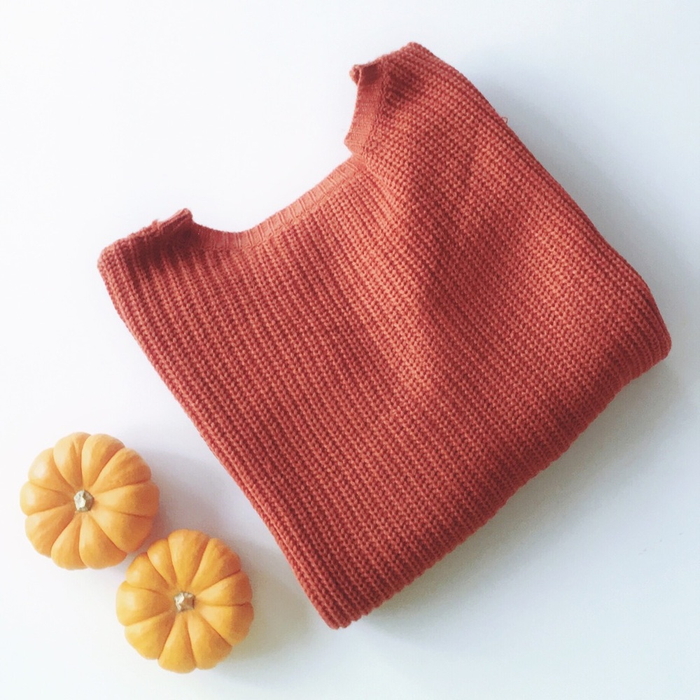 LOWEST ❗️5⭐️NWT Rust Orange oversized sweater - Picture 2 of 6