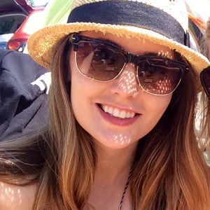 Meet your Posher, Angie