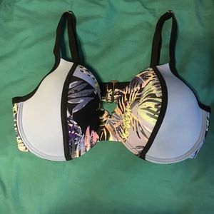 Multi colored swim suit