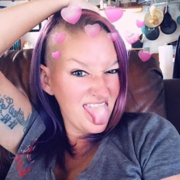 Meet your Posher, Sandy - Picture 1 of 1