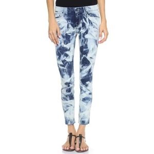 Mother The Looker Ankle Fray Jeans in Dog Gone It