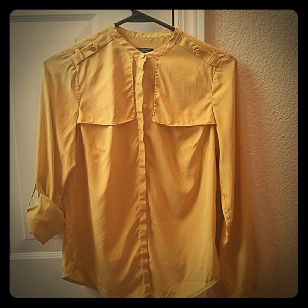 REDUCED PRICE!!!!! Ann Taylor button up