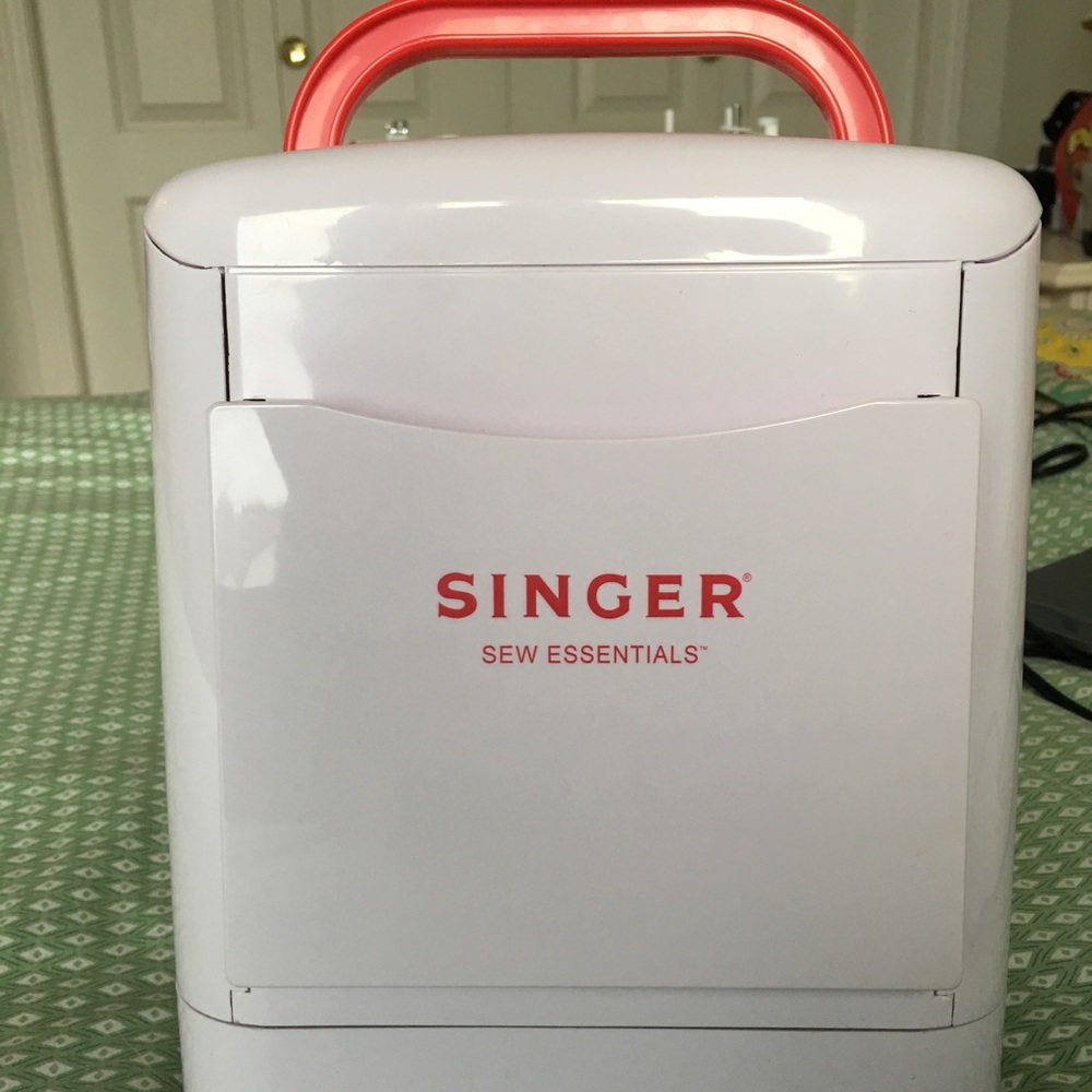 Singer Sewing Machine (Barely Used) - Picture 5 of 8