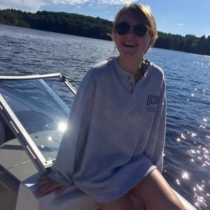 Meet your Posher, Clare