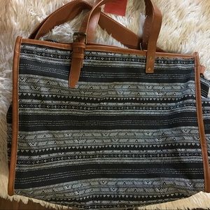 Big oversized travel tote