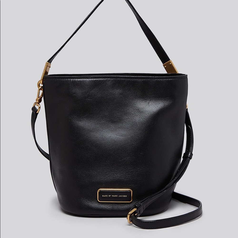 Marc Jacobs Ligero Bucket Bag Crossbody Purse