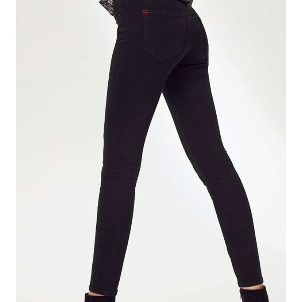 BDG Twig Mid-Rise Skinny Jean - Black