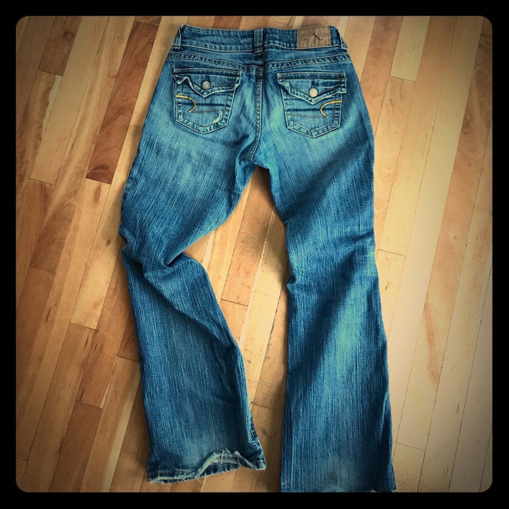 AE boyfriend jeans