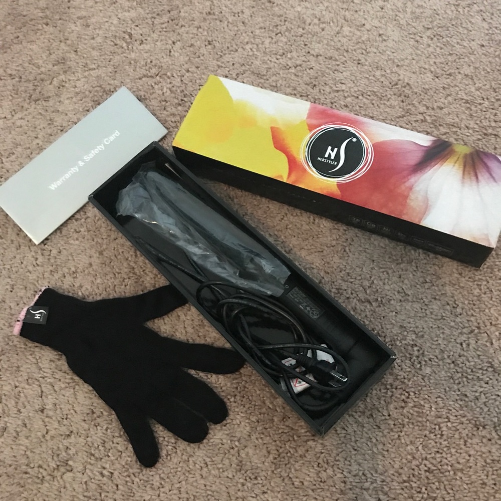 Herstyler ceramic wand curlers