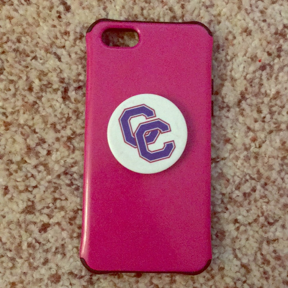 iPhone 5C case with "CC" pop-socket.