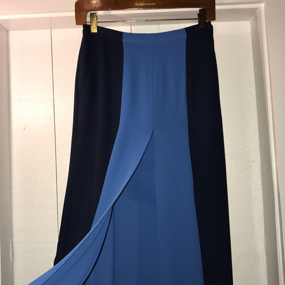 Long flowing skirt with mini under neath - Picture 3 of 5