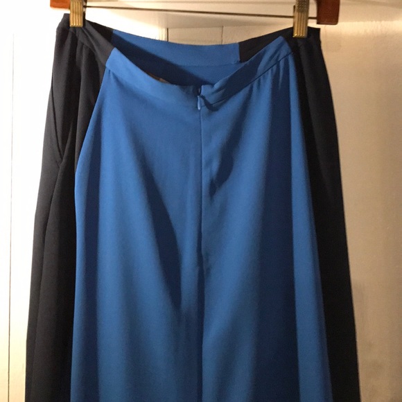 Long flowing skirt with mini under neath - Picture 4 of 5