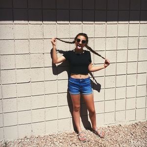 Meet your Posher, Meredith