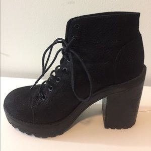H&M black biker boots