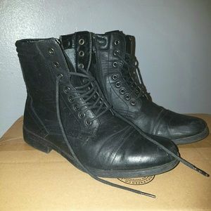 Unisex combat boots