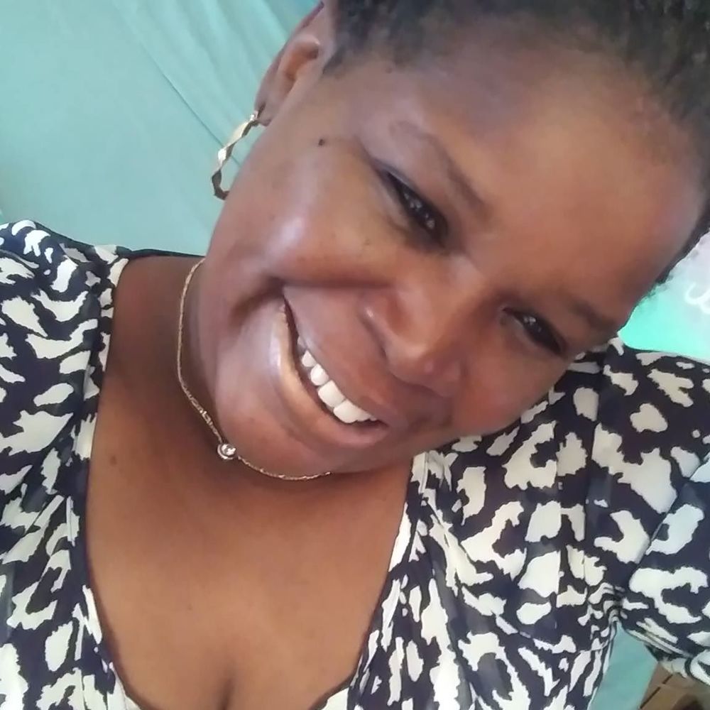 Meet your Posher, Cynthia