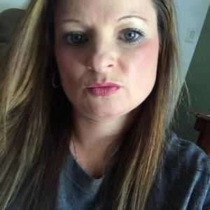 Meet your Posher, Lena