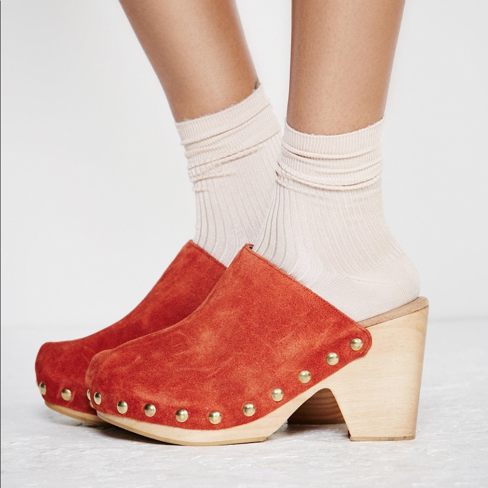 Free people clogs