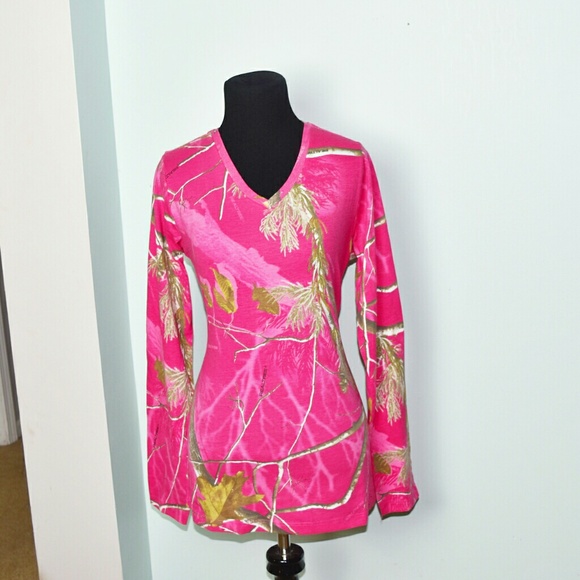 Tops - Super Cute Hot Pink Camo Too