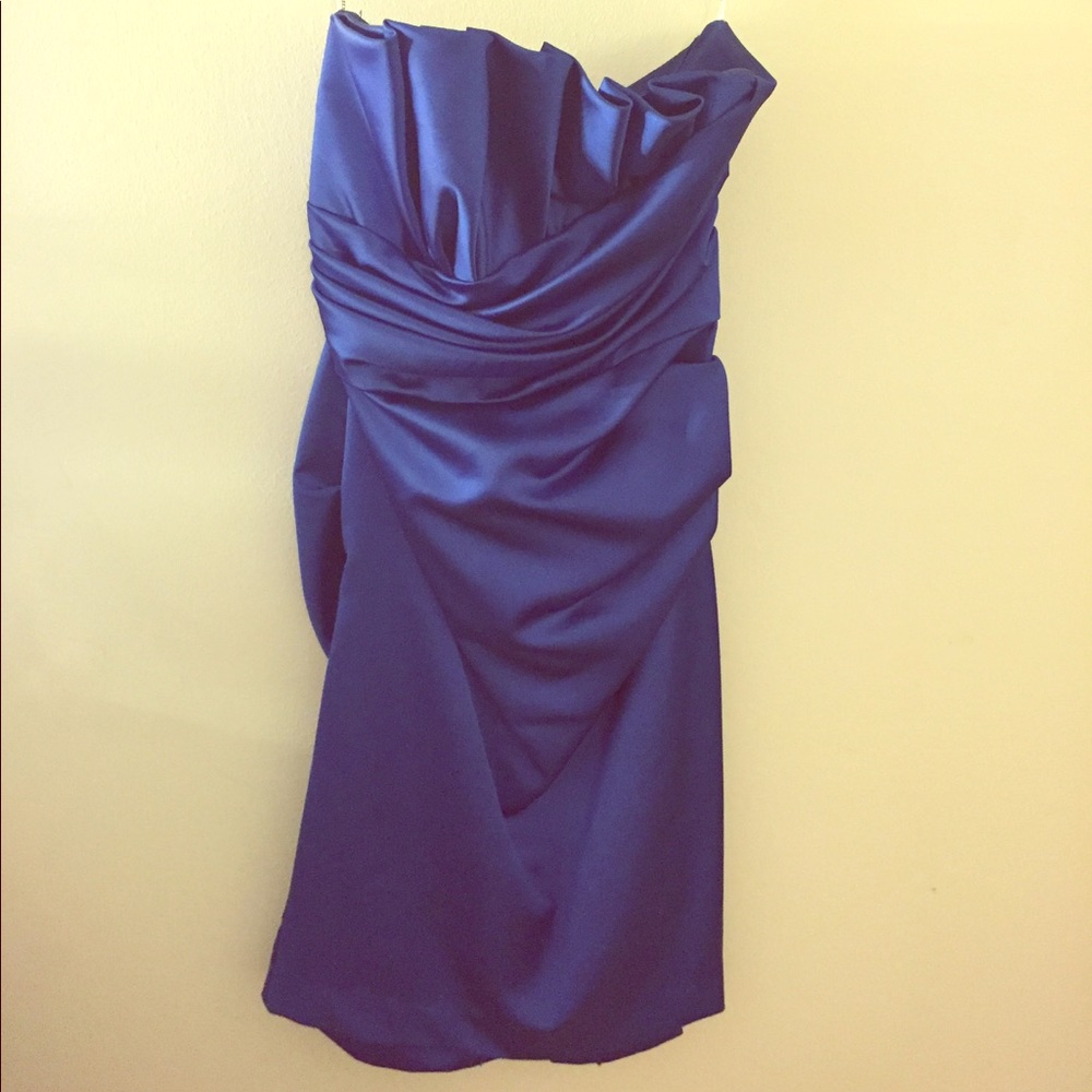 David's Bridal size 6 strapless blue dress