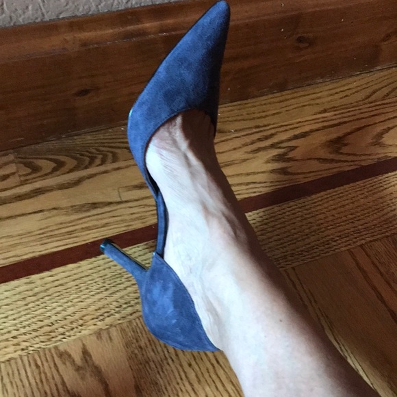 Shoes - Picture 4 of 5