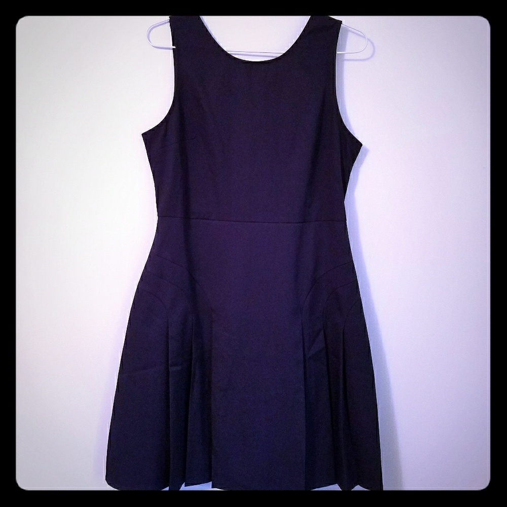 Sale! Navy Blue YA Los Angeles pleated dress