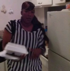 Meet your Posher, Sandra