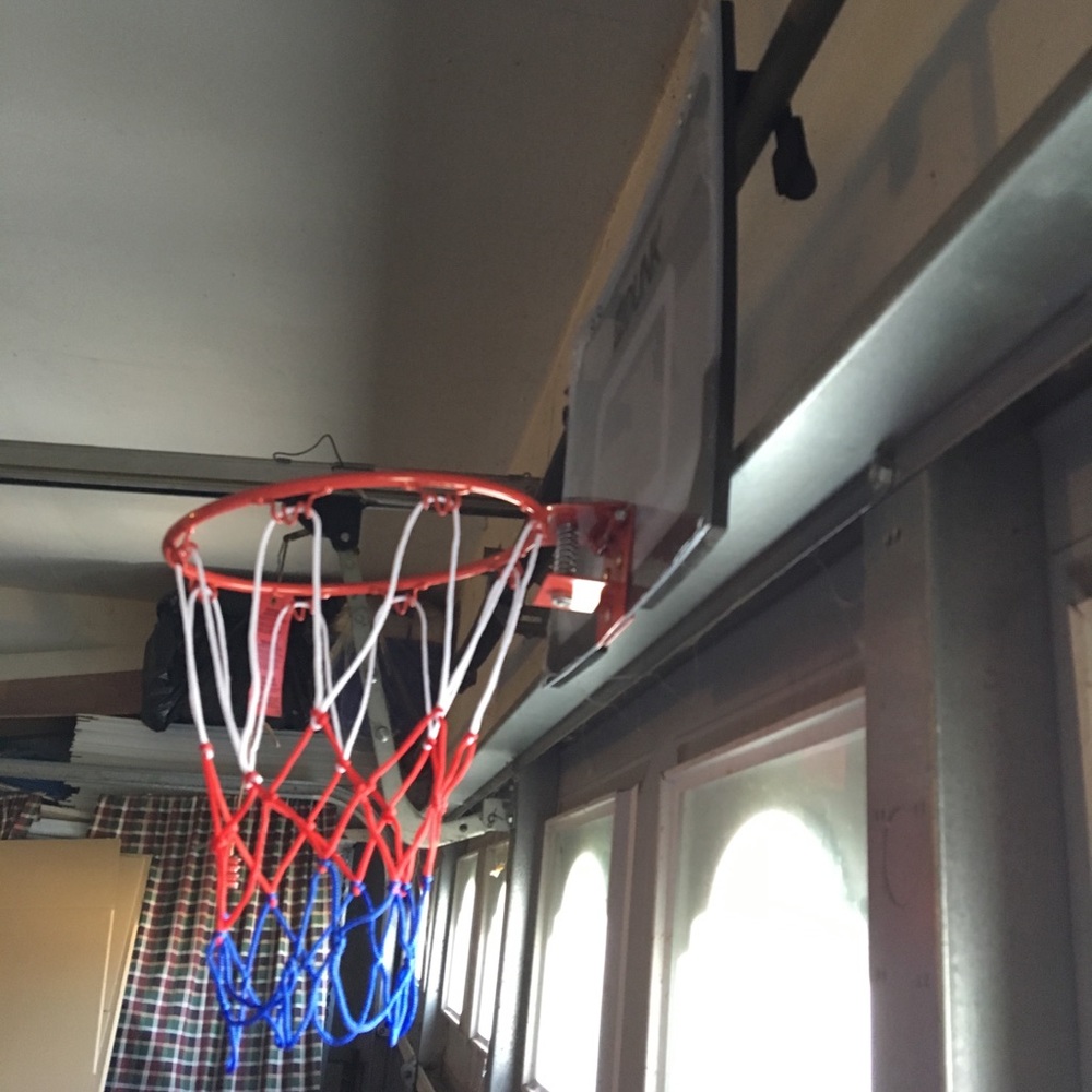 Mini Basketball Hoop - Picture 6 of 7