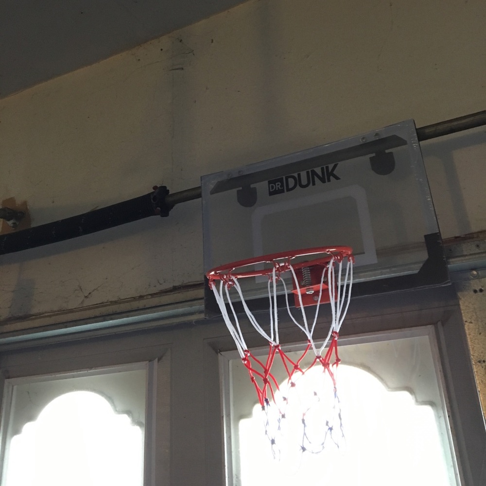 Mini Basketball Hoop - Picture 7 of 7