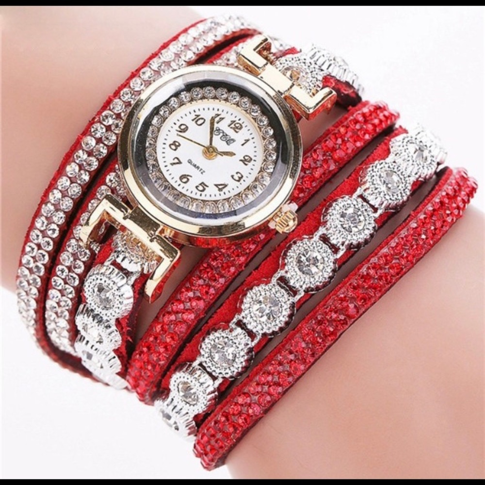 Beautiful Bracelet Red Watch