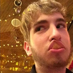 Meet your Posher, Nicholas