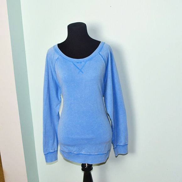 Tops - Adorable Powder Blue Sweatshirt