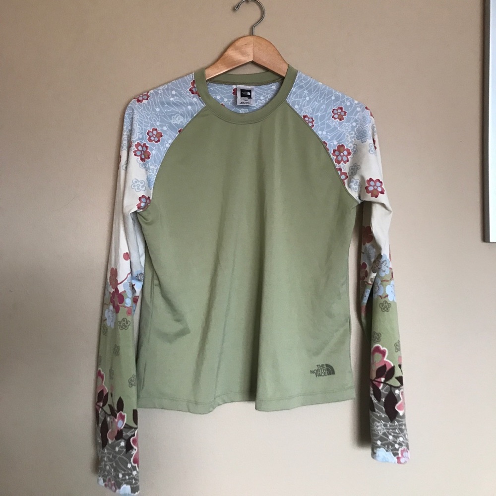 The North Face women femmes long sleeve shirt top